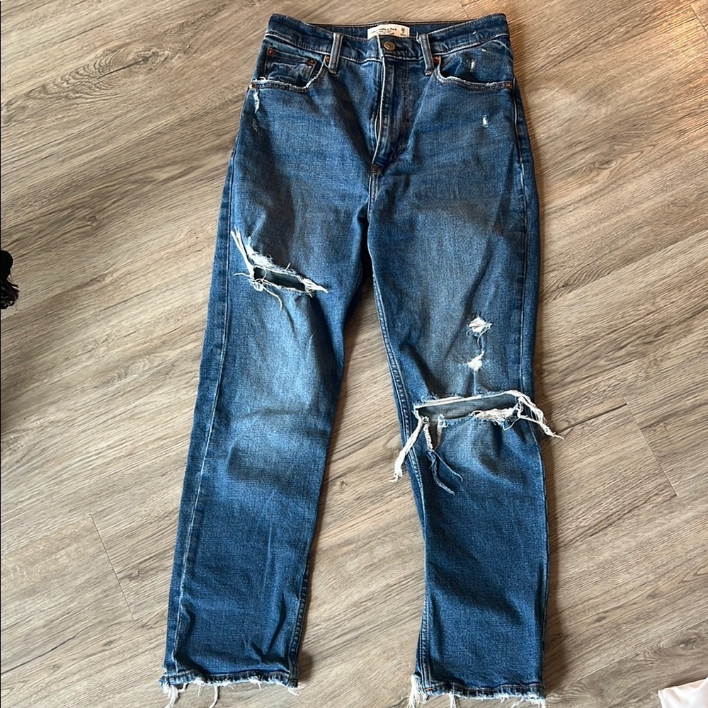 Abercrombie Ultra High Rise Ankle Straight Jeans